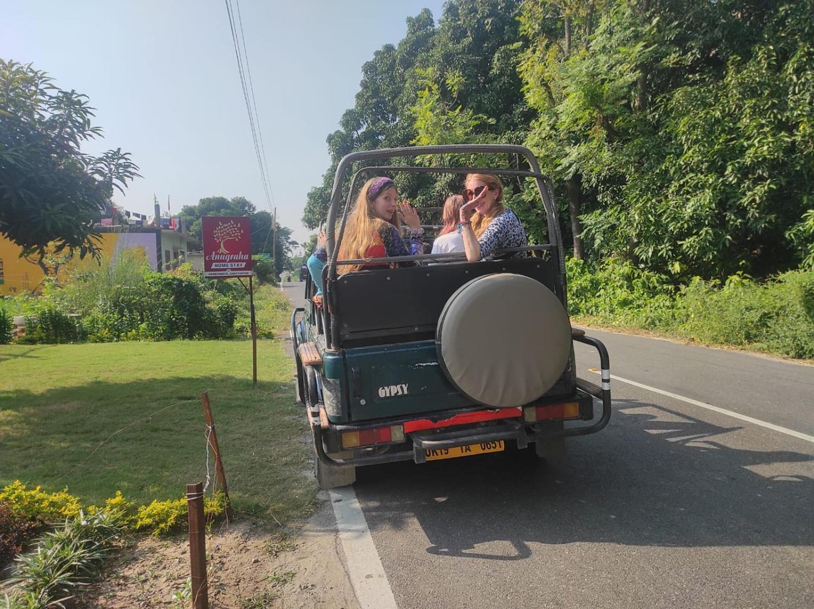 Anugraha Homestay Ramnagar  Exteriér fotografie